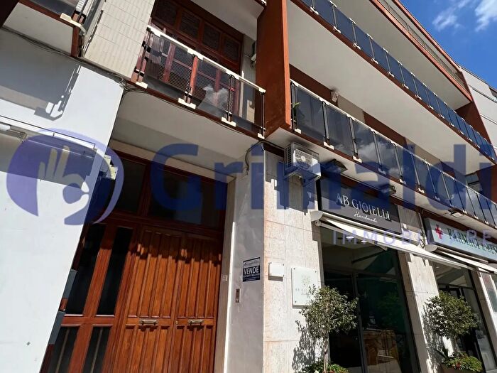 Appartamento trilocale in vendita in Via Salvatore Trinchese, Lecce