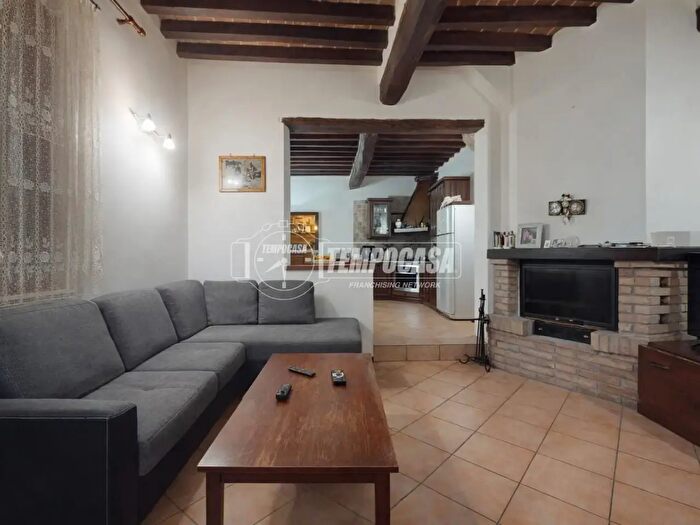 Casa con 5 locali in vendita in Via SantApollinare, Valsamoggia
