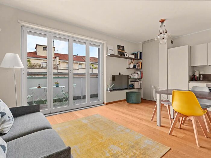 Appartamento monolocale in vendita in Via Trezzo dAdda, Milano