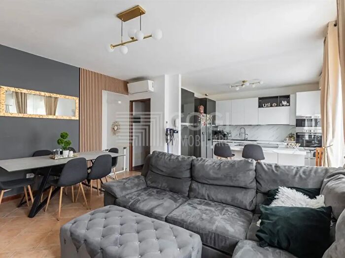 Casa quadrilocale in vendita in Via Ilaria Alpi, Massa Lombarda