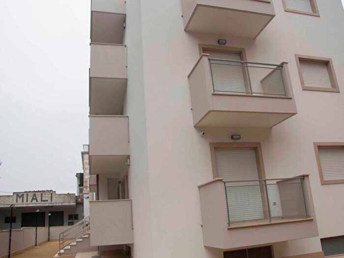 Appartamento trilocale in affitto in Via Madonna Piccola, Martina Franca