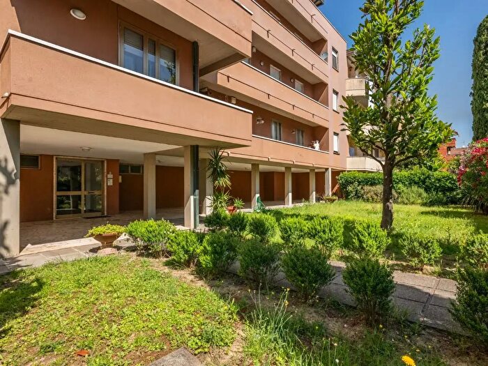 Appartamento con 5 locali in vendita in Pontedera