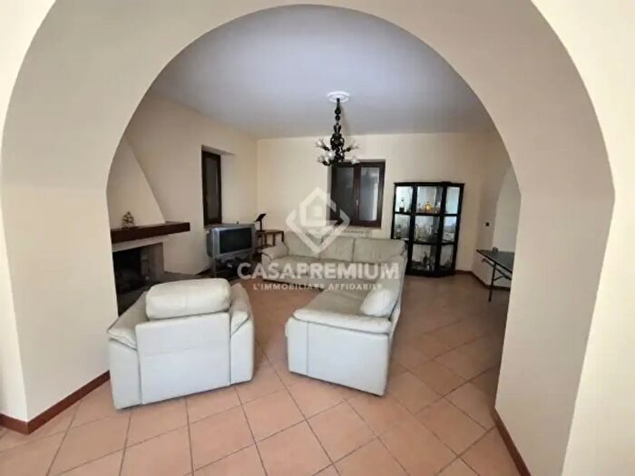 Casa con 6 locali in vendita in Sant'Agata De' Goti