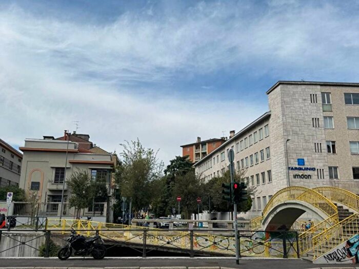 Appartamento trilocale in affitto in Via Cardinale Ascanio Sforza, Pezzotti Meda, Milano