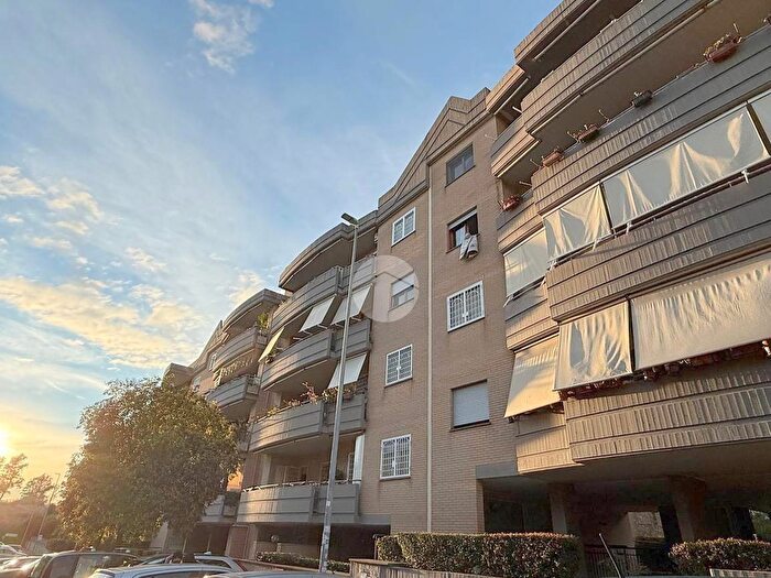 Appartamento bilocale in vendita in Via Arturo Malignani, Roma