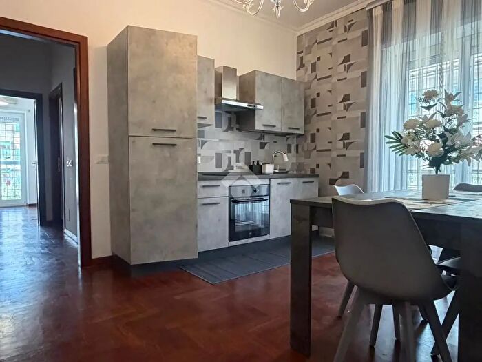 Appartamento trilocale in affitto in Via dei Trinci, Roma