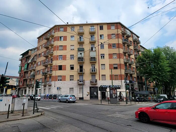 Appartamento bilocale in vendita in Via Breglio, Torino