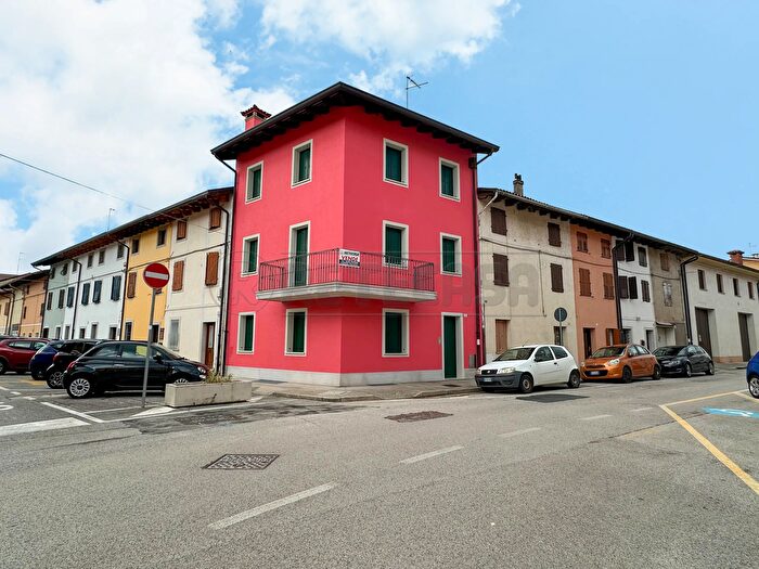 Casa con 6 locali in vendita in Contrada Foscarini, Palmanova