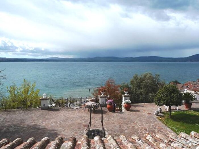 Casa con 5 locali in affitto in Via Santo Stefano, Anguillara Sabazia