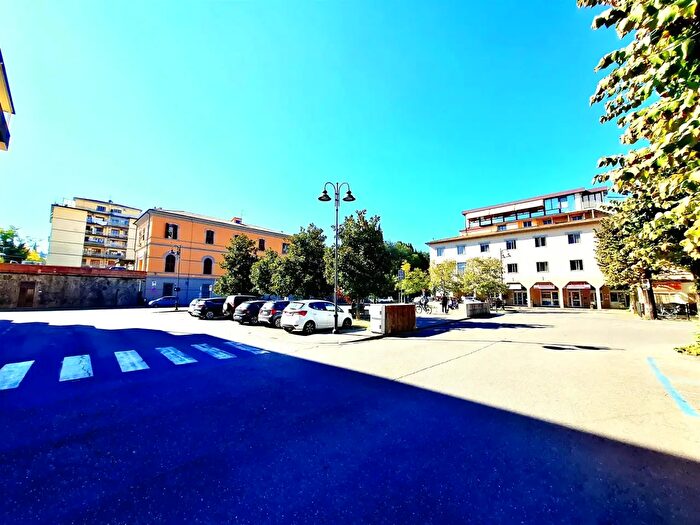 Appartamento quadrilocale in vendita in Signa