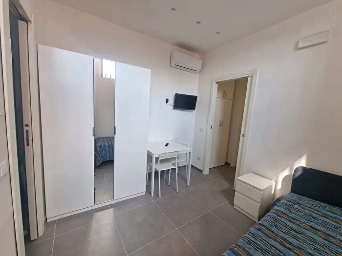 Appartamento monolocale in affitto in Salita SantElia a, Napoli
