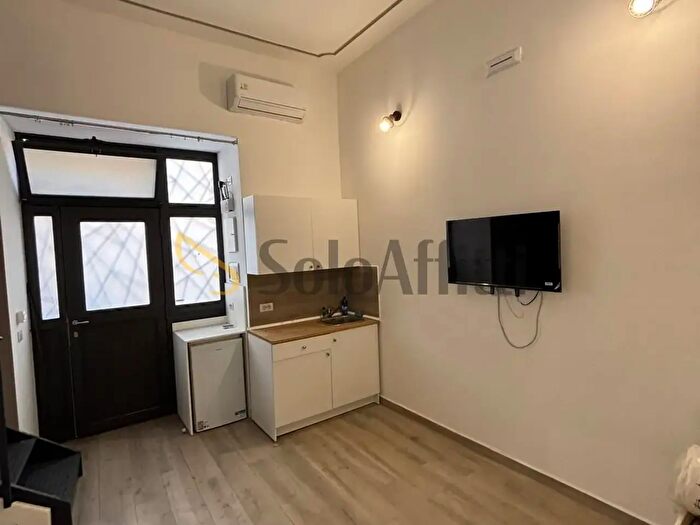 Appartamento bilocale in affitto in Via Plebiscito, Catania