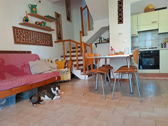 Appartamento quadrilocale in vendita in Via Annibale Carracci, Comacchio