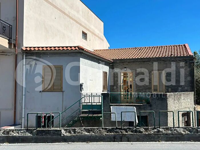 Casa con 5 locali in vendita in Via Nazionale, Torregrotta