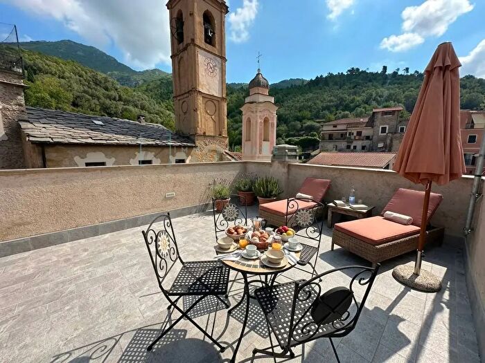 Appartamento bilocale in vendita in Via IV Novembre, Castelbianco