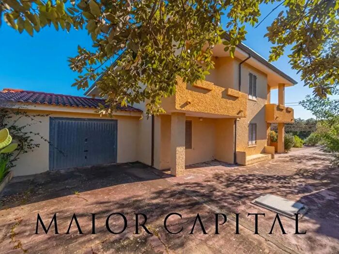 Casa con 10 locali in vendita in Siniscola