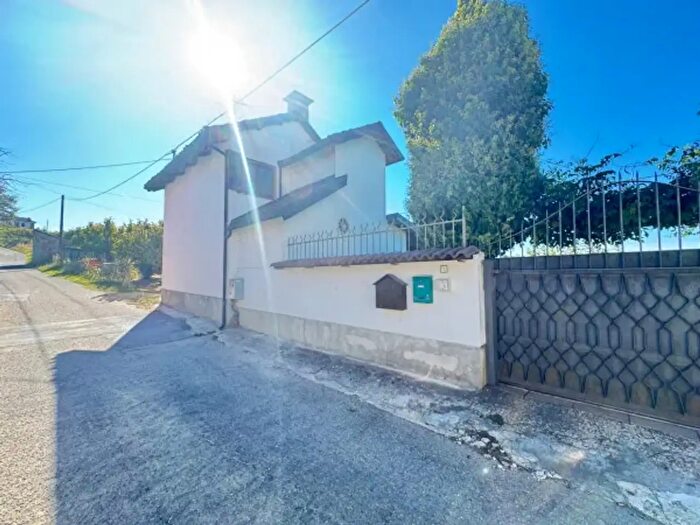 Casa trilocale in vendita in Via Valanzano, Montegrosso DAsti