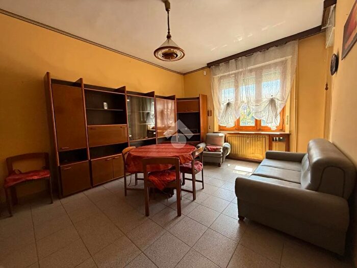 Appartamento trilocale in vendita in Via G B Savant, Lanzo Torinese