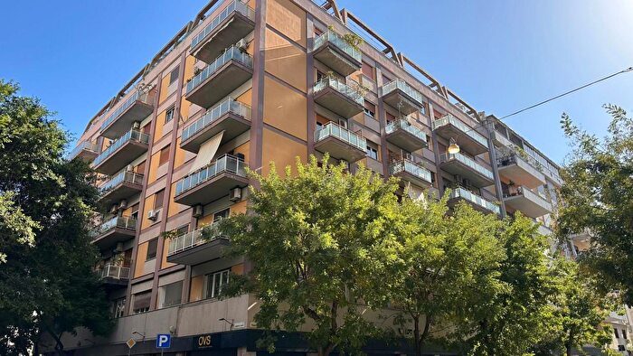 Appartamento con 5 locali in vendita in Via Maggiore Pietro Toselli, Palermo