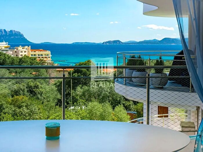 Appartamento bilocale in vendita in Via Giovanni Pascoli, Golfo Aranci