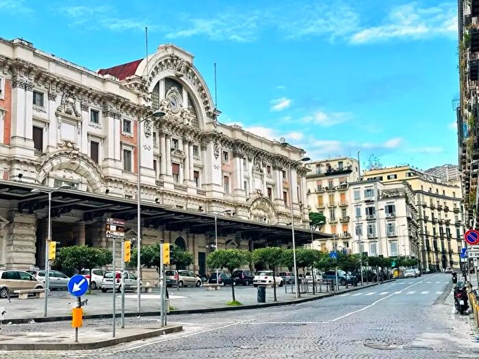 Appartamento quadrilocale in vendita in Corso Vittorio Emanuele, Napoli