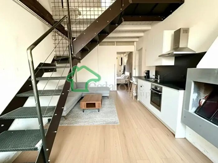 Appartamento trilocale in vendita in Via Indipendenza, Lodi
