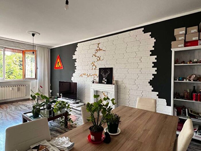 Appartamento con 6 locali in affitto in strada via Castelvecchio, Mestre, Venezia