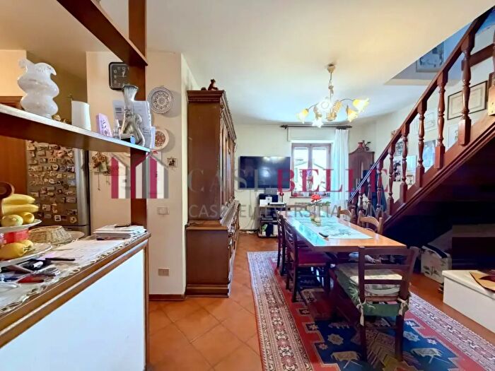 Casa quadrilocale in vendita in Massarosa