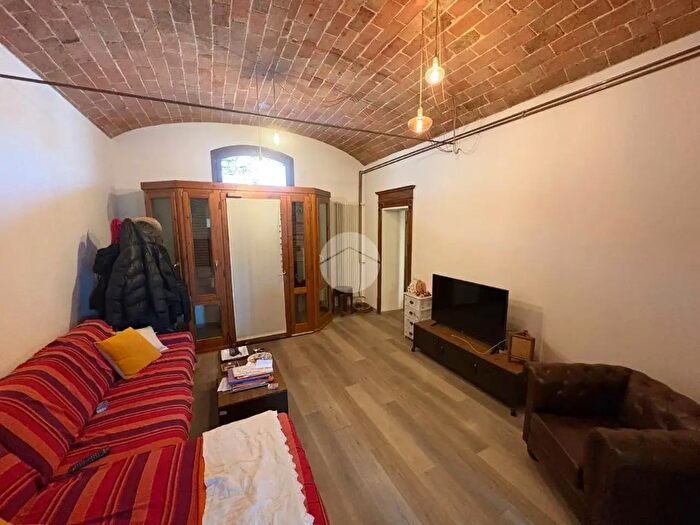 Casa con 13 locali in vendita in Via Amendola G, Lugo