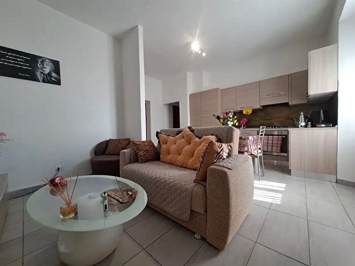 Appartamento trilocale in vendita in Laterina Pergine Valdarno