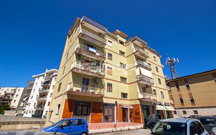 Appartamento trilocale in vendita in Via Salvatore Quasimodo, Sassari