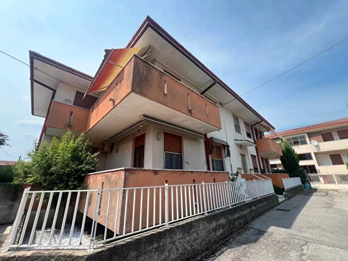 Appartamento quadrilocale in vendita in Via Fiume, Arzignano