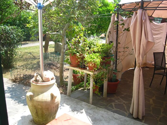 Casa con 5 locali in vendita in Via Agricola, Carrara
