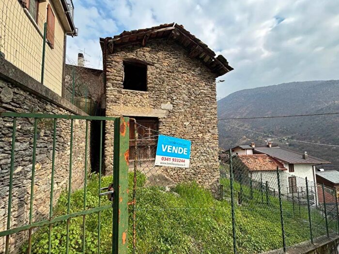 Case in Vendita e in Affitto - 2