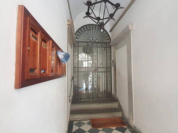 Appartamento bilocale in affitto in Via Ghibellina, SantAmbrogio, Firenze