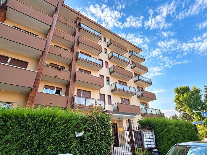 Appartamento trilocale in affitto in Via Solferino, Castellanza