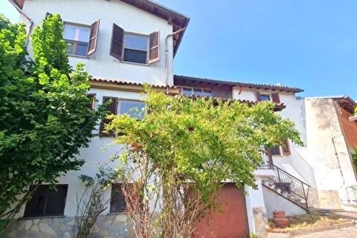 Casa quadrilocale in vendita in Località Gariasco Santa Maria della Versa, Santa Maria Della Versa