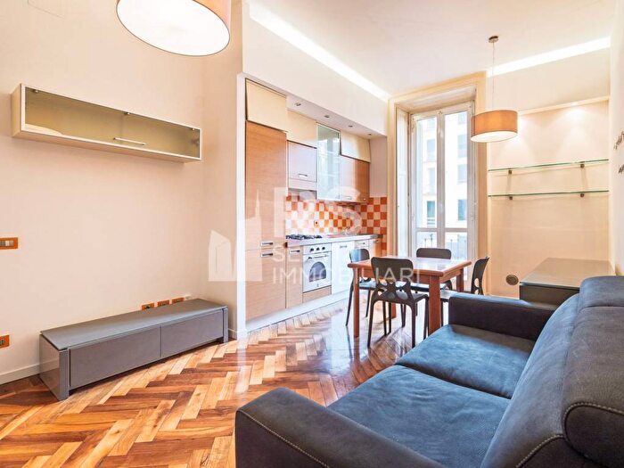 Appartamento bilocale in affitto in Via Giacomo Leopardi, Vincenzo Monti, Milano