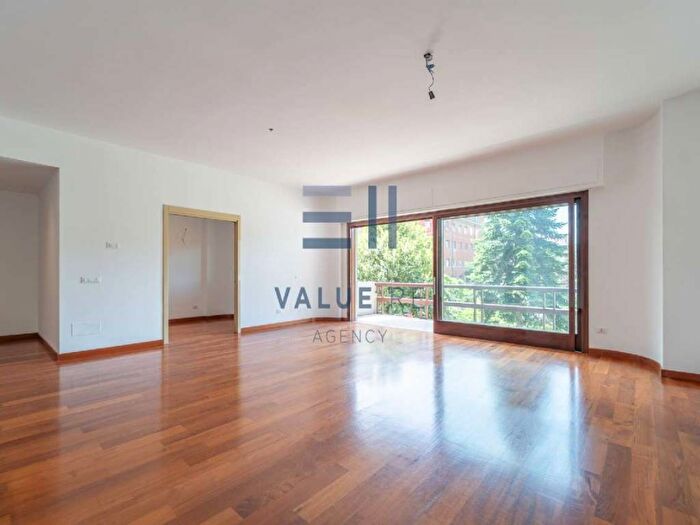Appartamento quadrilocale in affitto in via di Tor Fiorenza, Africano Villa Chigi, Roma