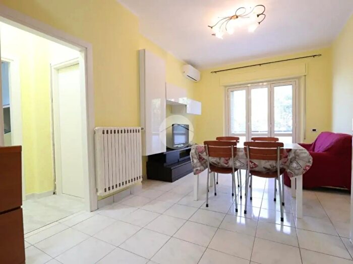 Appartamento trilocale in vendita in Via Belvedere, Tortoreto