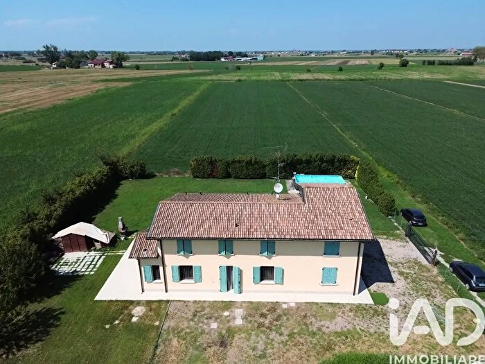 Casa con 8 locali in vendita in Via Ronchetti, Concordia Sulla Secchia