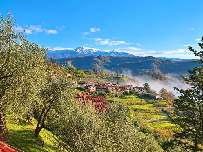 Casa con 6 locali in vendita in Ia Bardine, Fivizzano