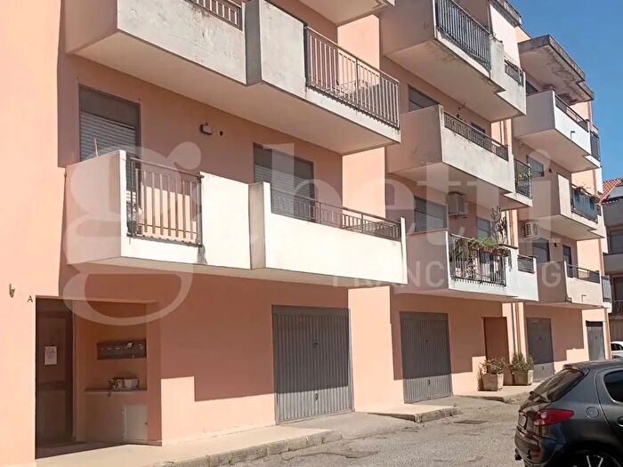 Appartamento quadrilocale in vendita in Via Gabella, Messina