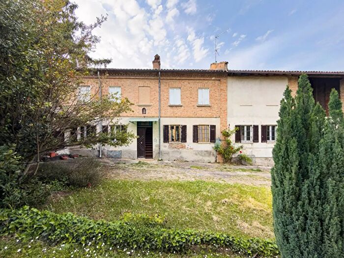 Casa con 5 locali in vendita in Via Moro, Torrazza Coste