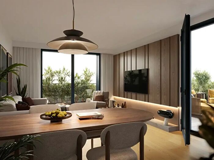 Appartamento trilocale in vendita in Via Edolo, Milano