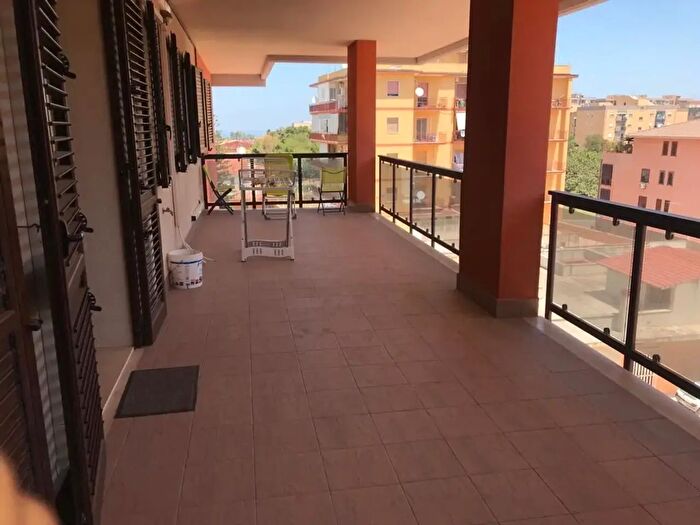 Appartamento con 5 locali in vendita in Viale San Panagia, Siracusa