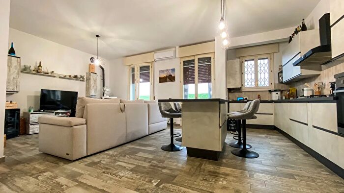 Appartamento in vendita in Via Cairoli Casalmaggiore Cr Italia, Casalmaggiore