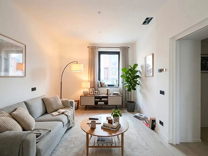 Appartamento bilocale in vendita in Via XX Settembre, Arona