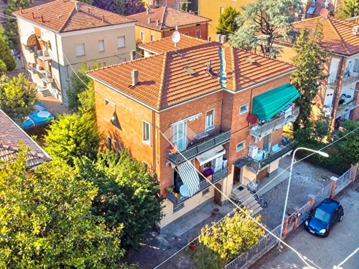 Appartamento trilocale in vendita in Via Gaetano Fantuzzi, Reggio Emilia