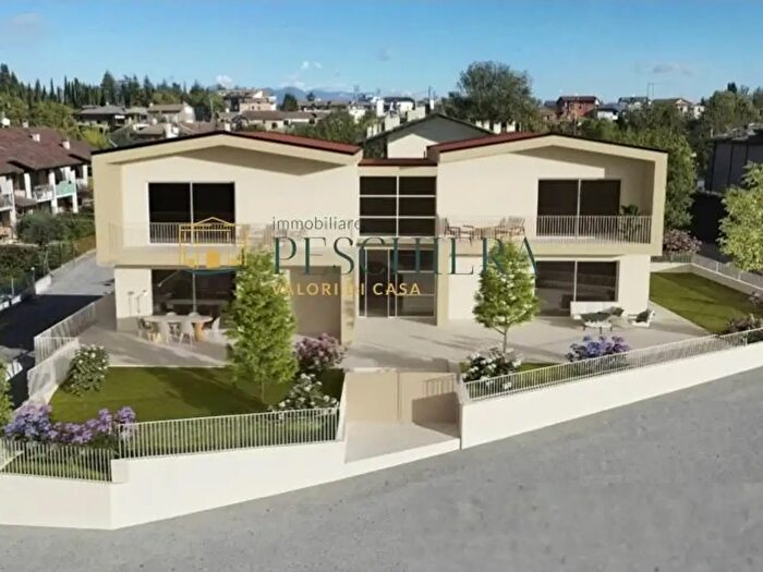 Appartamento trilocale in vendita in Via Brigate Italia Avesani, Ponti Sul Mincio
